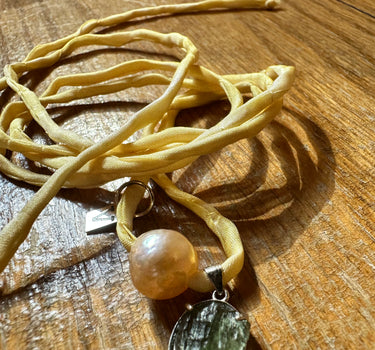 Moldavite & pearl necklace ( fallen stars # 2 )